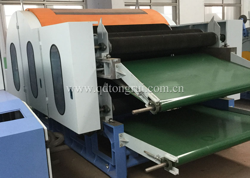 Carding machine